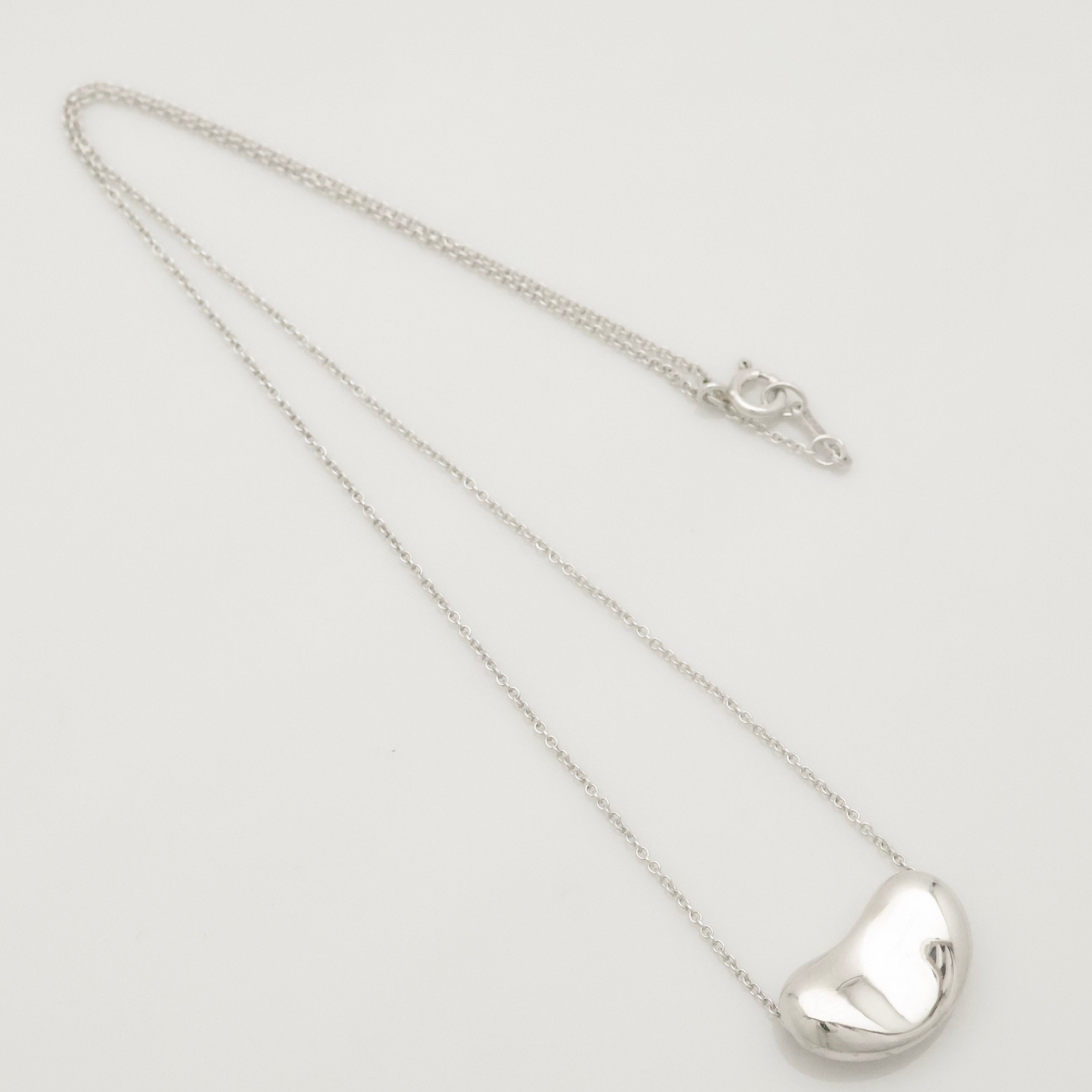  Tiffany & Co. Peretti Large  Bean Necklace  Sterling Silver 925 