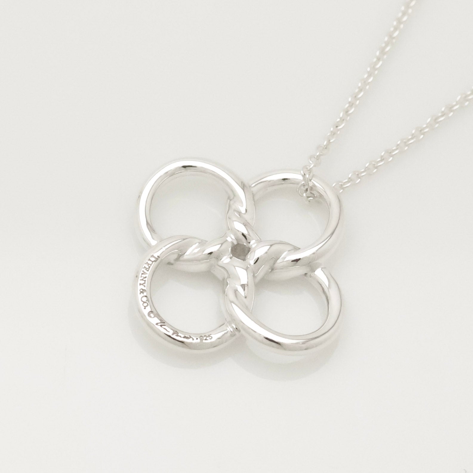 Tiffany & Co. Quadrifoglio Four Leaf Clover Necklace Sterling Silver 925