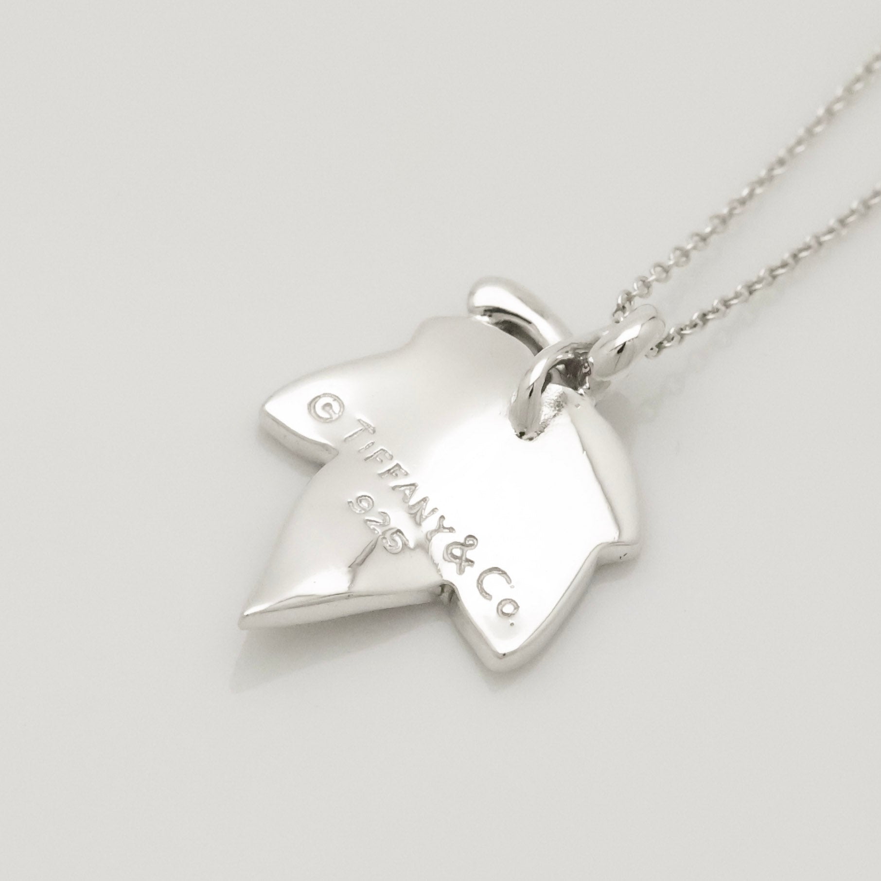 TIFFANY&Co. メイプル リーフ ネックレス AG925