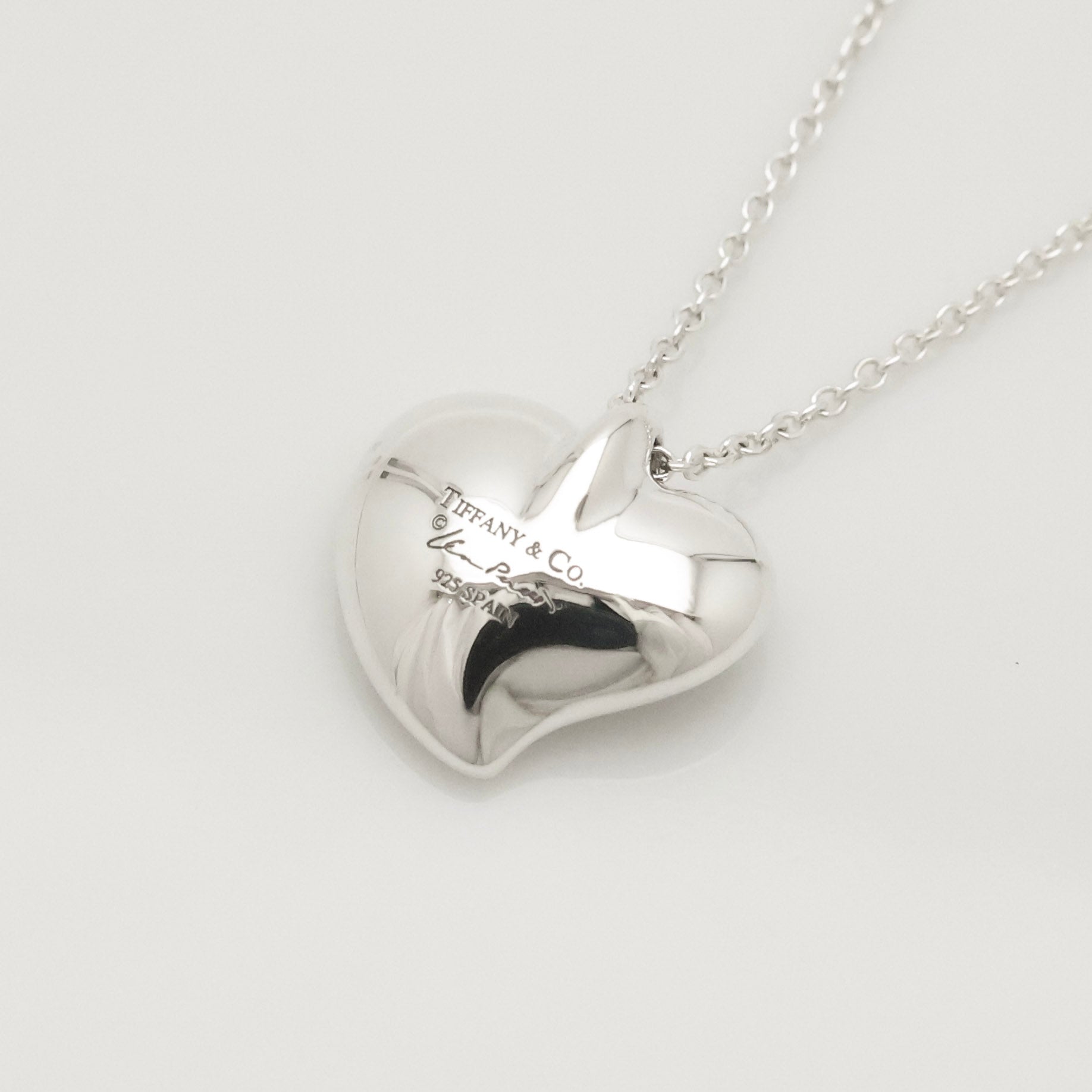 TIFFANY&Co. カーブド ハート エルサペレッティ ネックレス AG925