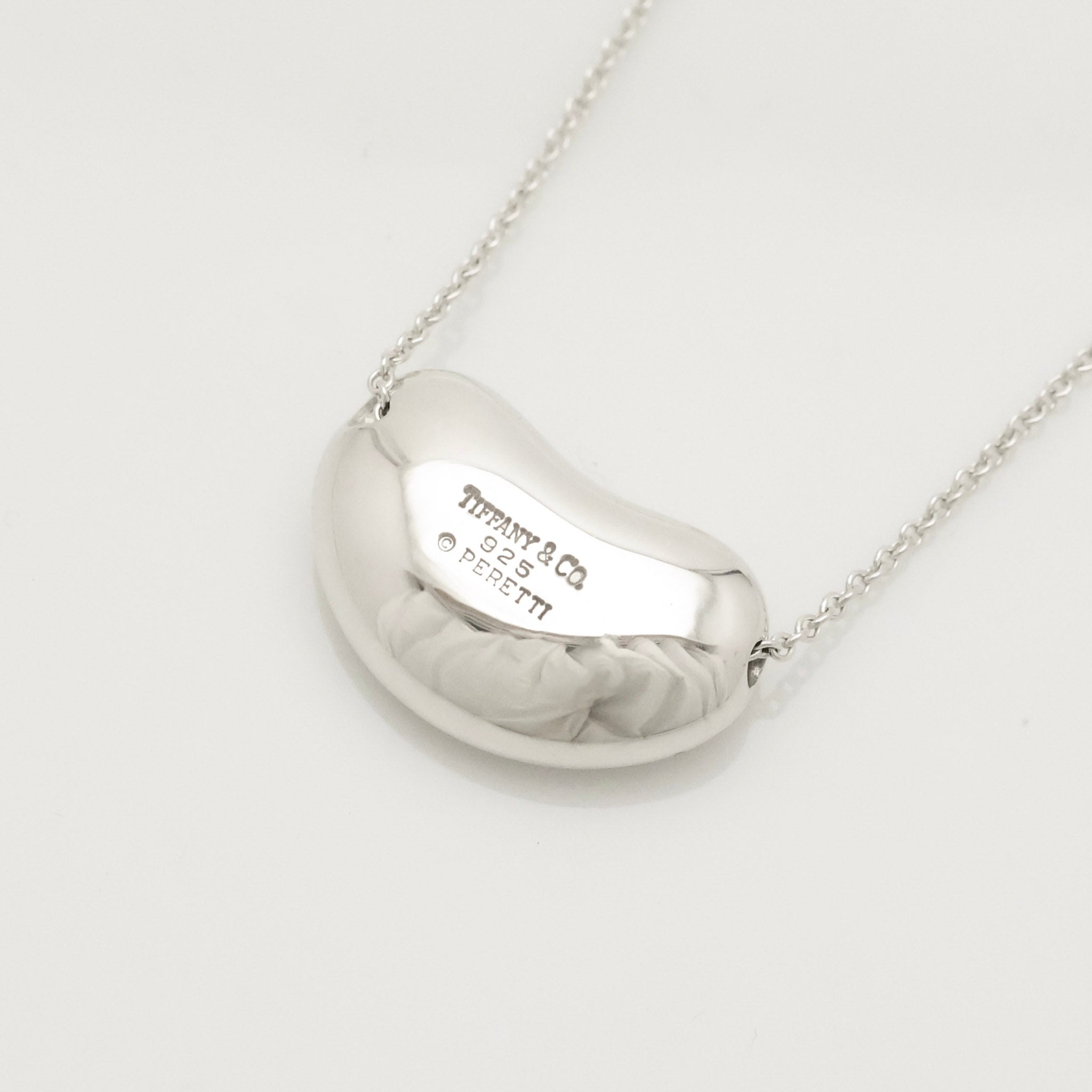  Tiffany & Co. Peretti Large  Bean Necklace  Sterling Silver 925 