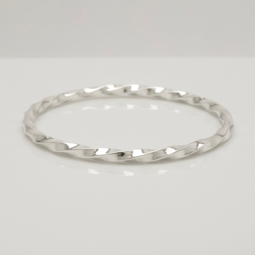 Tiffany & Co. Twist Knife Edge Bangle Bracelet Sterling Silver 925