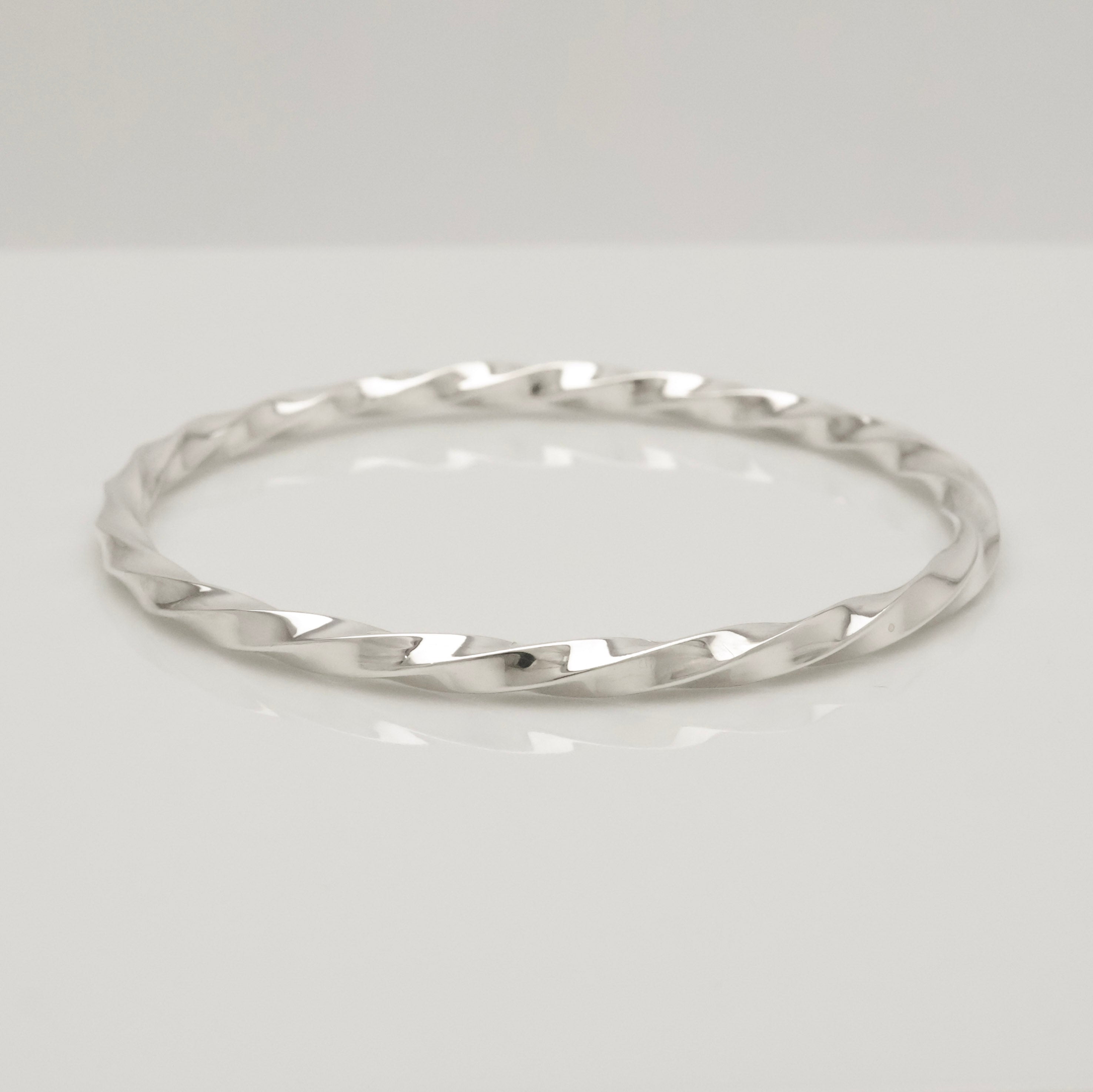 Tiffany & Co. Twist Knife Edge Bangle Bracelet Sterling Silver 925
