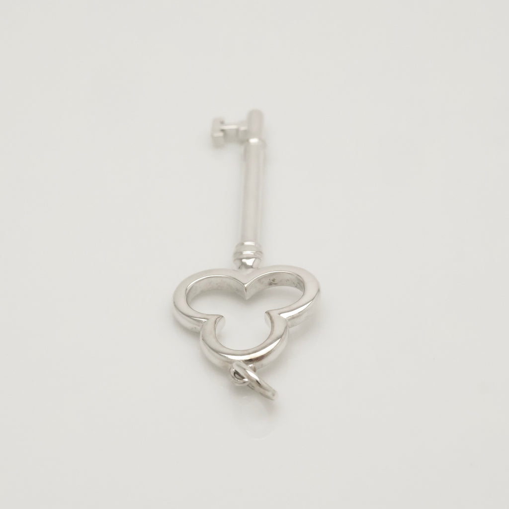 TIFFANY&Co. トレフォイル クローバー キー チャーム AG925