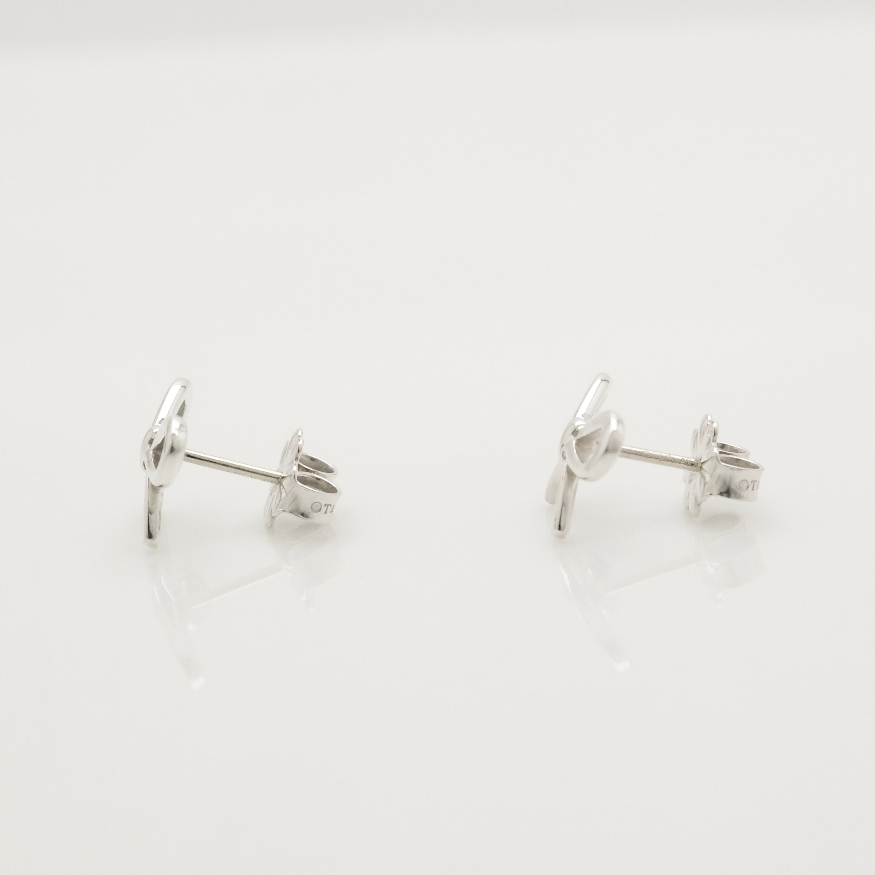 TIFFANY&Co. リボン ボウ スタッド ピアス AG925