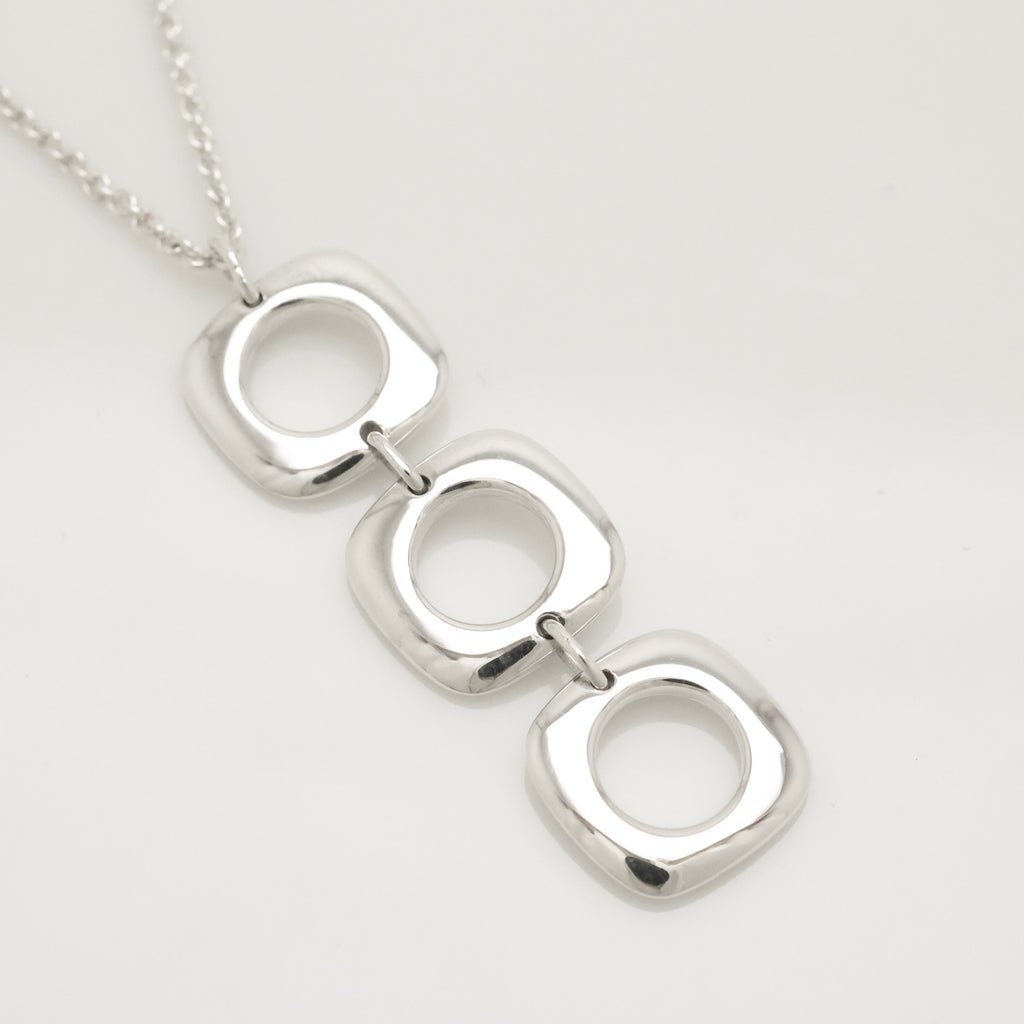 TIFFANY&Co. トリプル クッション スクエア ネックレス AG925