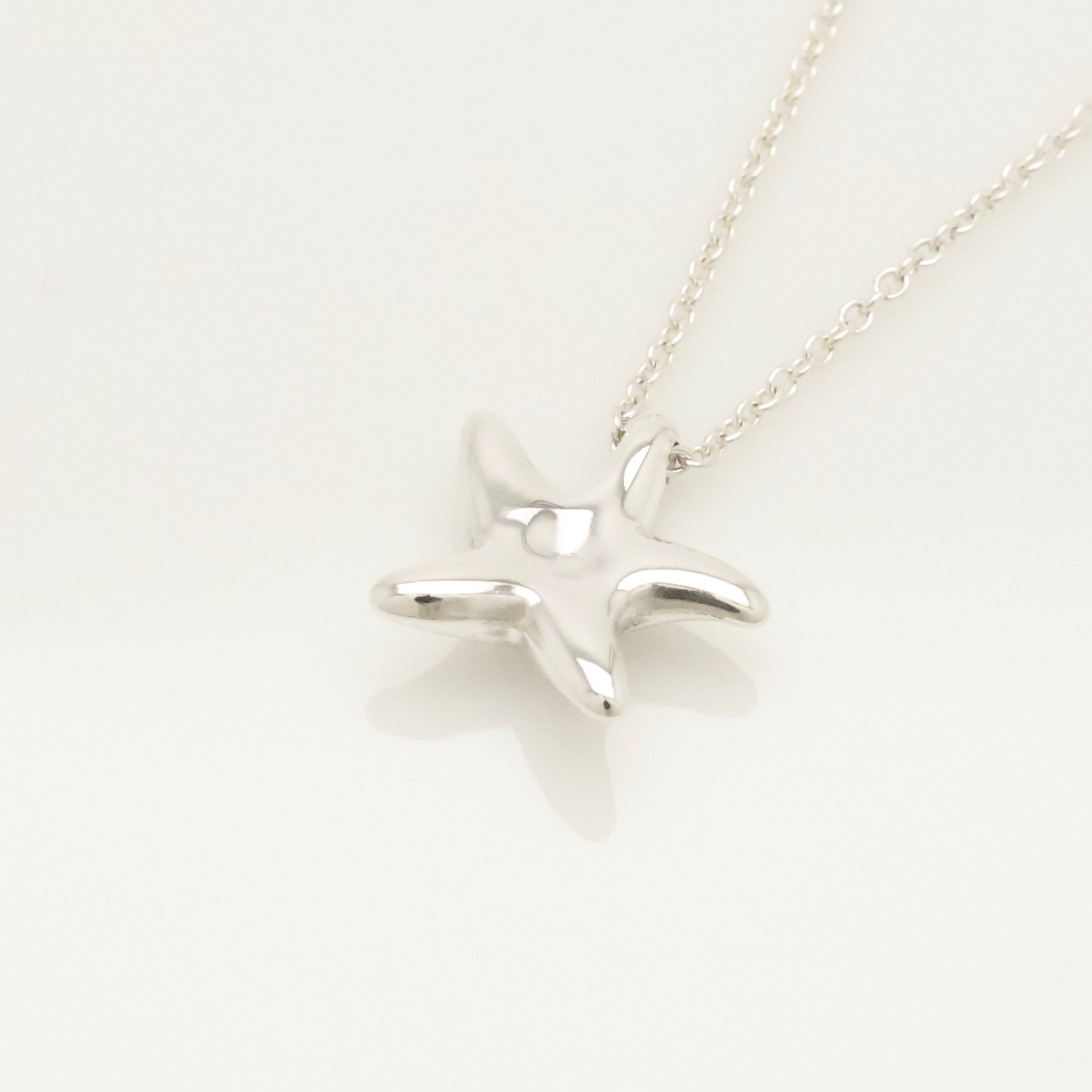 Tiffany & Co. Starfish Pendant Necklace Sterling Silve 925