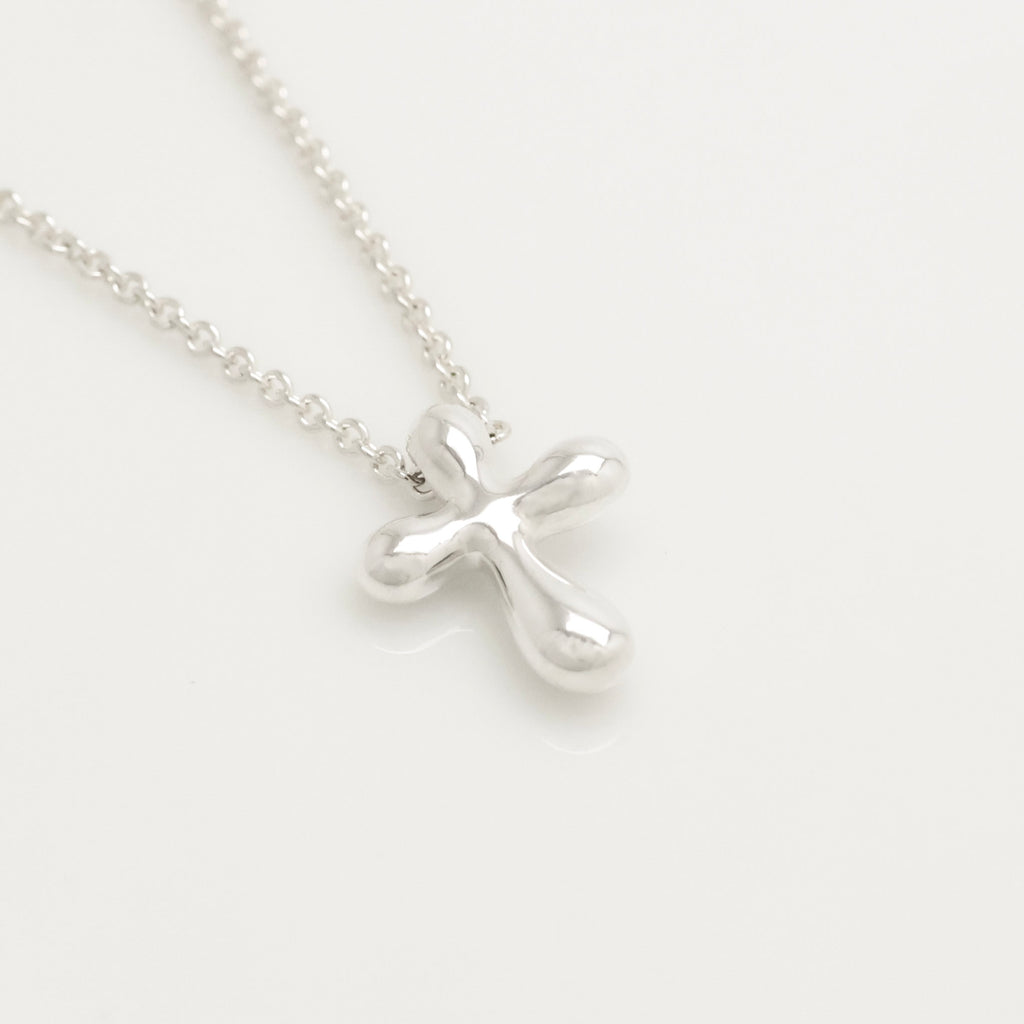 TIFFANY&Co. スモール クロス エルサペレッティ ネックレス AG925