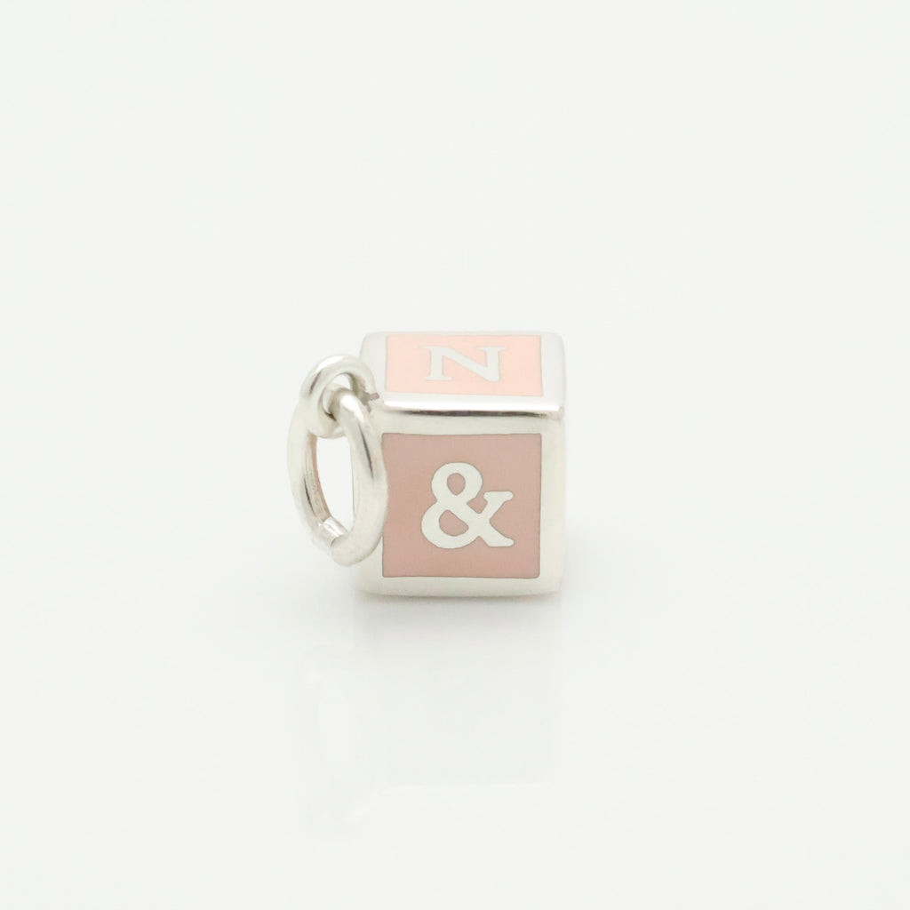 TIFFANY&Co. NY  T&CO ピンク エナメル ブロック キューブ チャーム AG925
