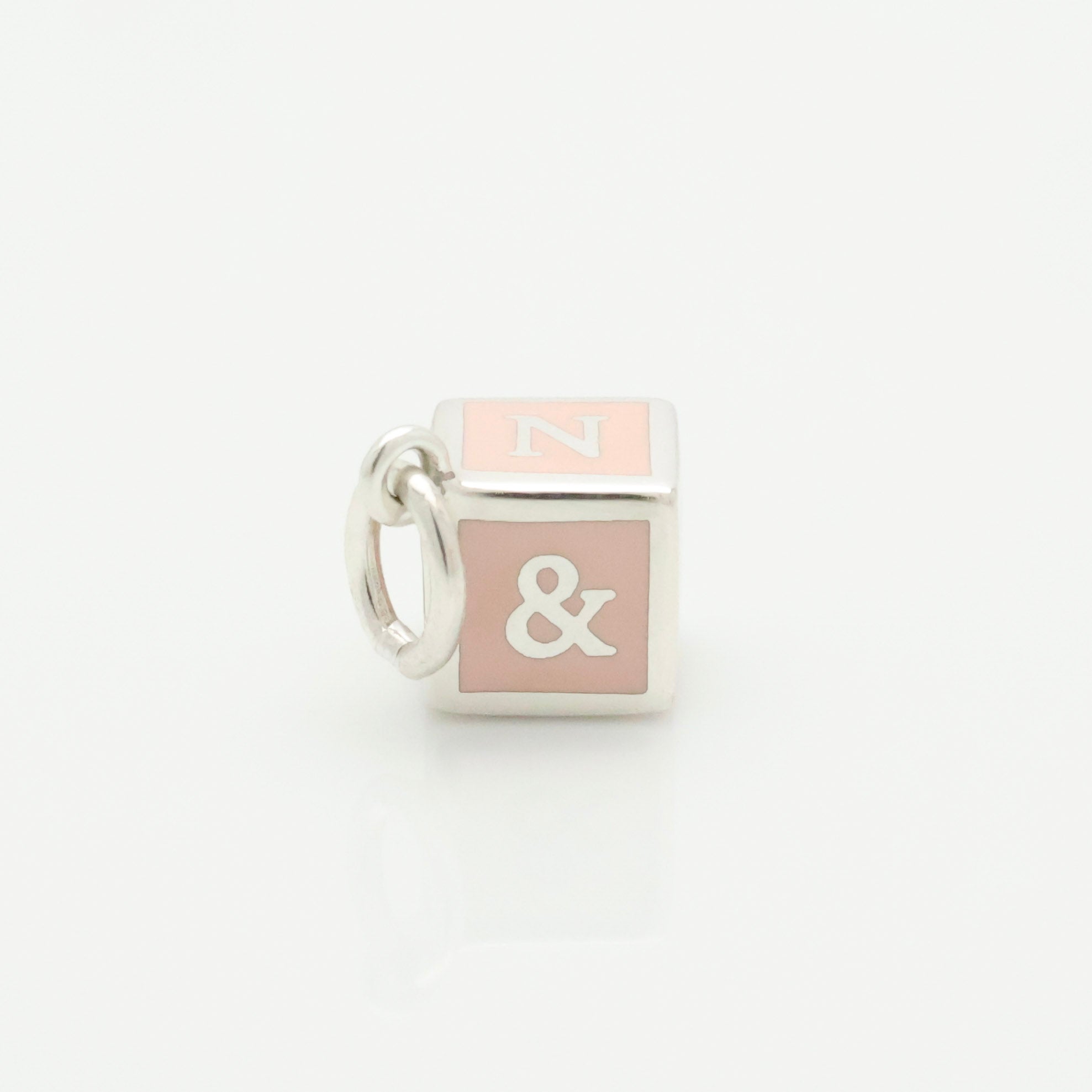TIFFANY&Co. NY  T&CO ピンク エナメル ブロック キューブ チャーム AG925