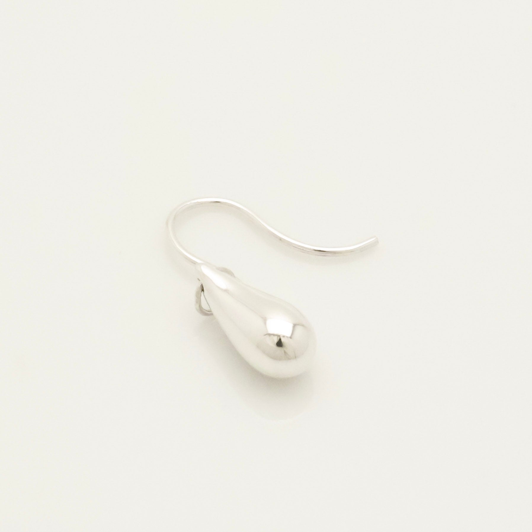Tiffany & Co.SINGLE Peretti Teardrop Dangle Earrings Sterling Silver 925