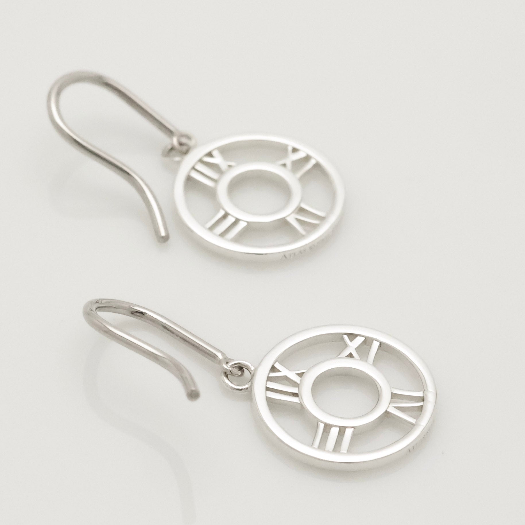 TIFFANY&Co. アトラス オープン サークル フック ピアス AG925