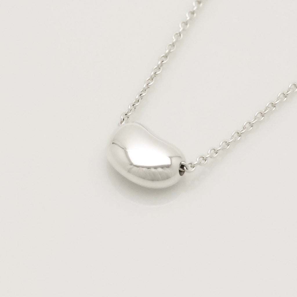  Tiffany & Co. Peretti Mini  Bean Necklace  Sterling Silver 925 
