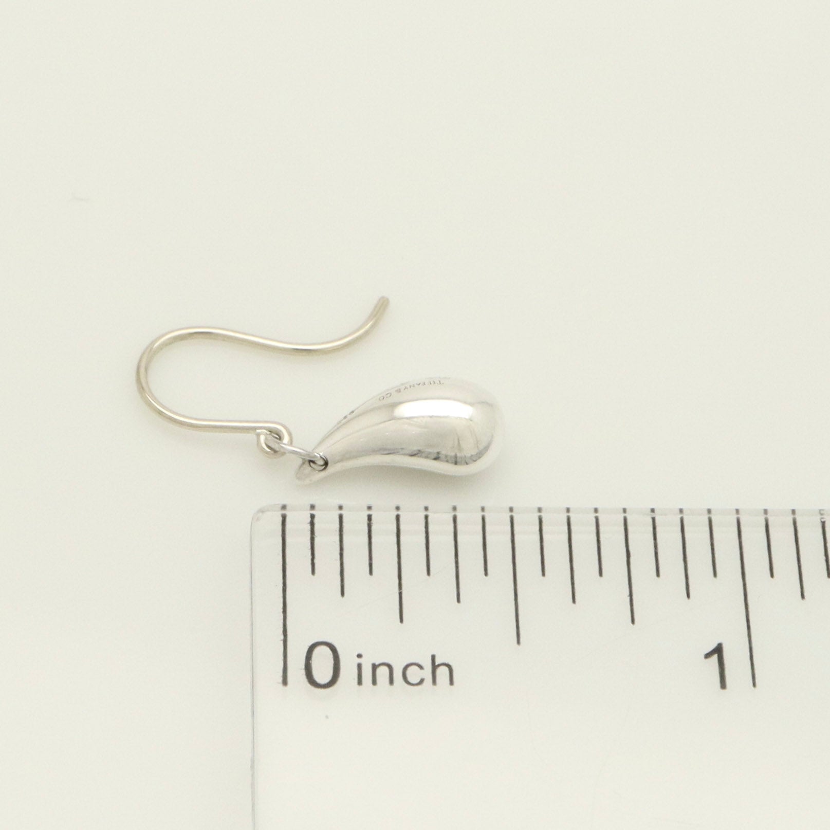 TIFFANY&Co. ティアドロップ エルサペレッティ フック ピアス AG925