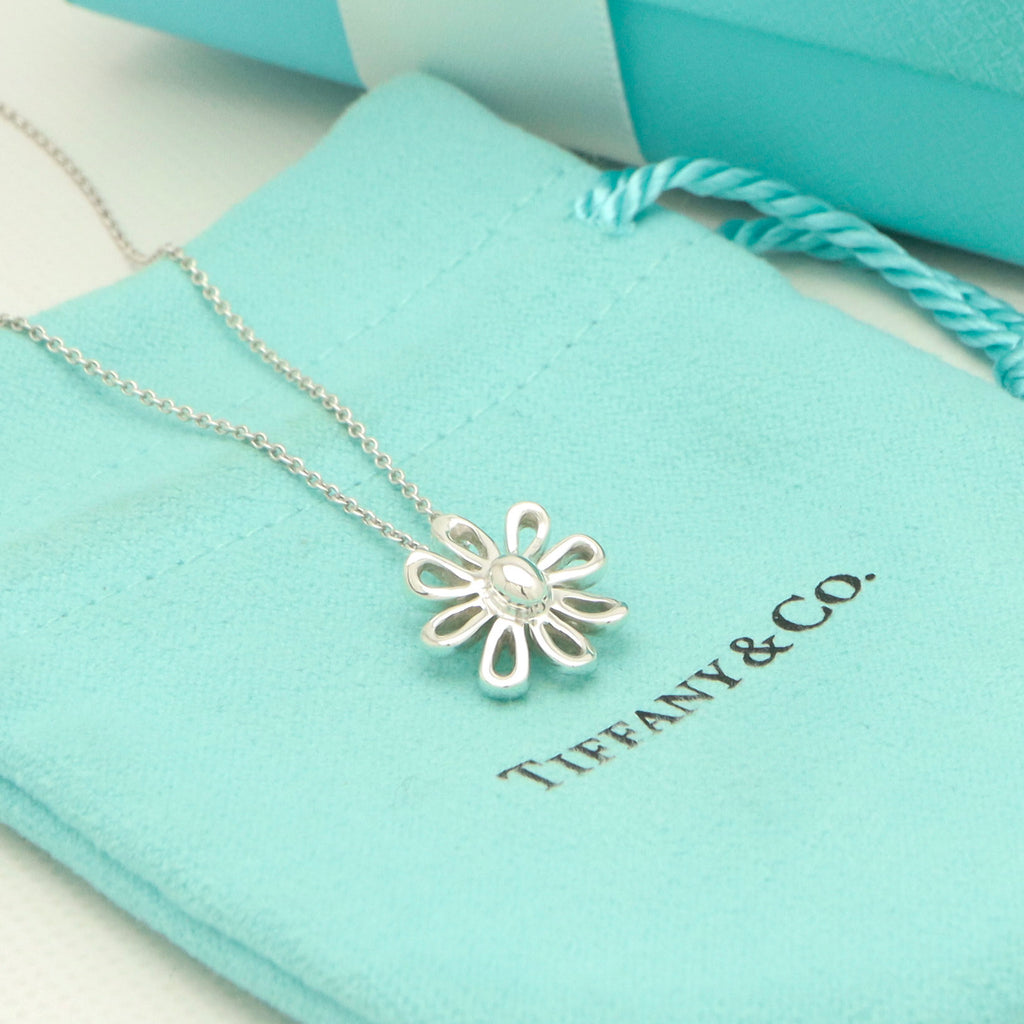 Tiffany & Co. Picasso Daisy Flower Necklace Sterling Silver 925