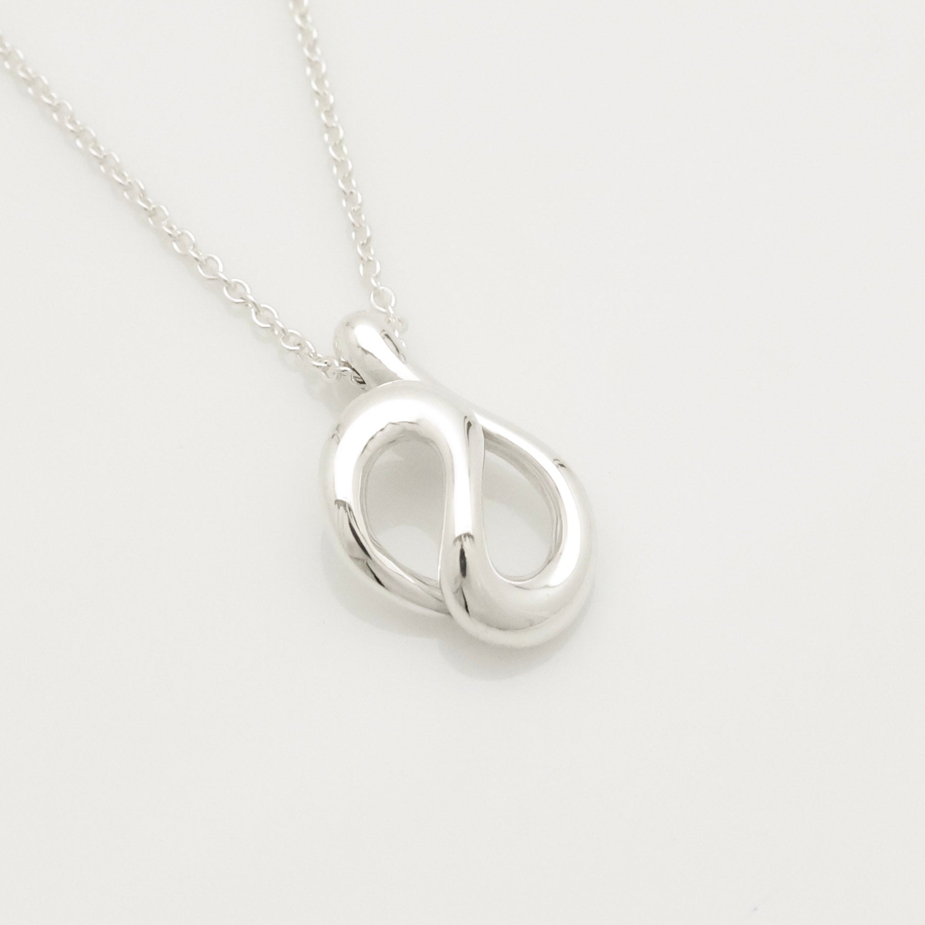 TIFFANY&Co. オープン ウェーブ エルサペレッティ ネックレス AG925