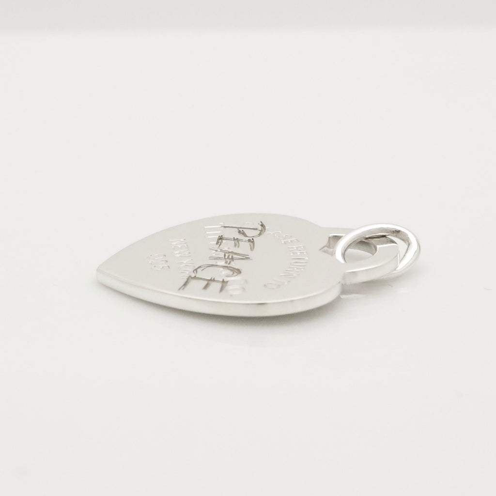 TIFFANY&Co. リターントゥ ティファニー ハート ピースチャーム AG925