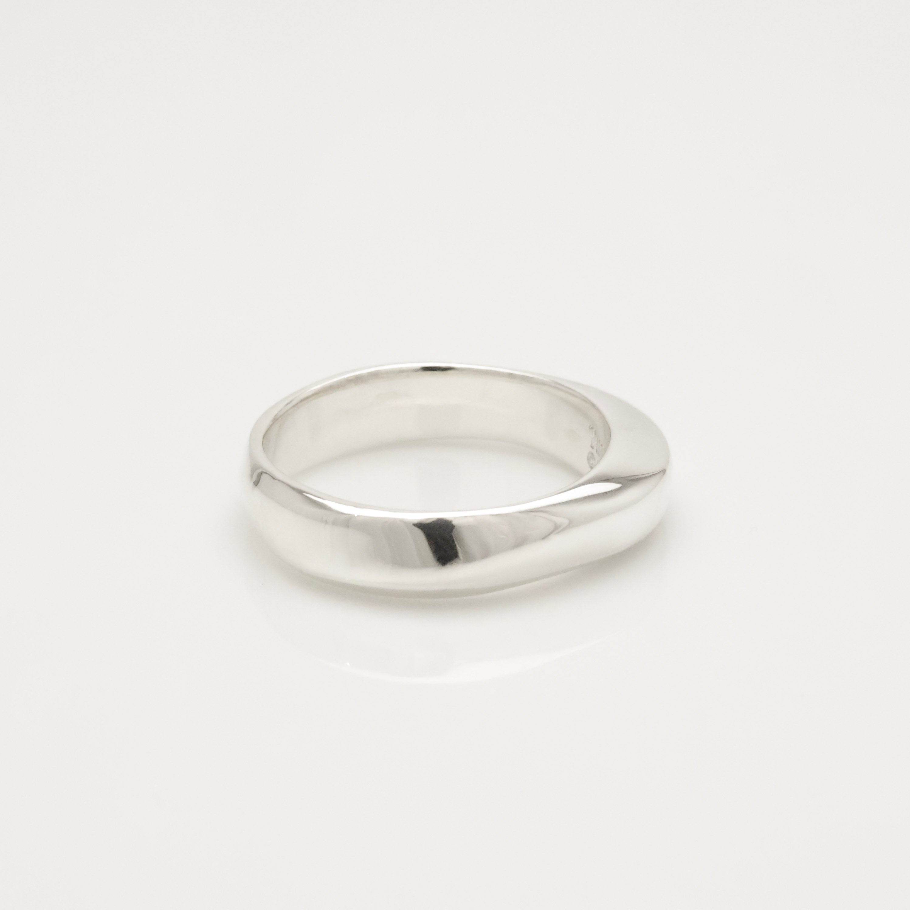 Tiffany & Co. Knife Edge Ring Size 8-8.25 Ring Sterling Silver 925