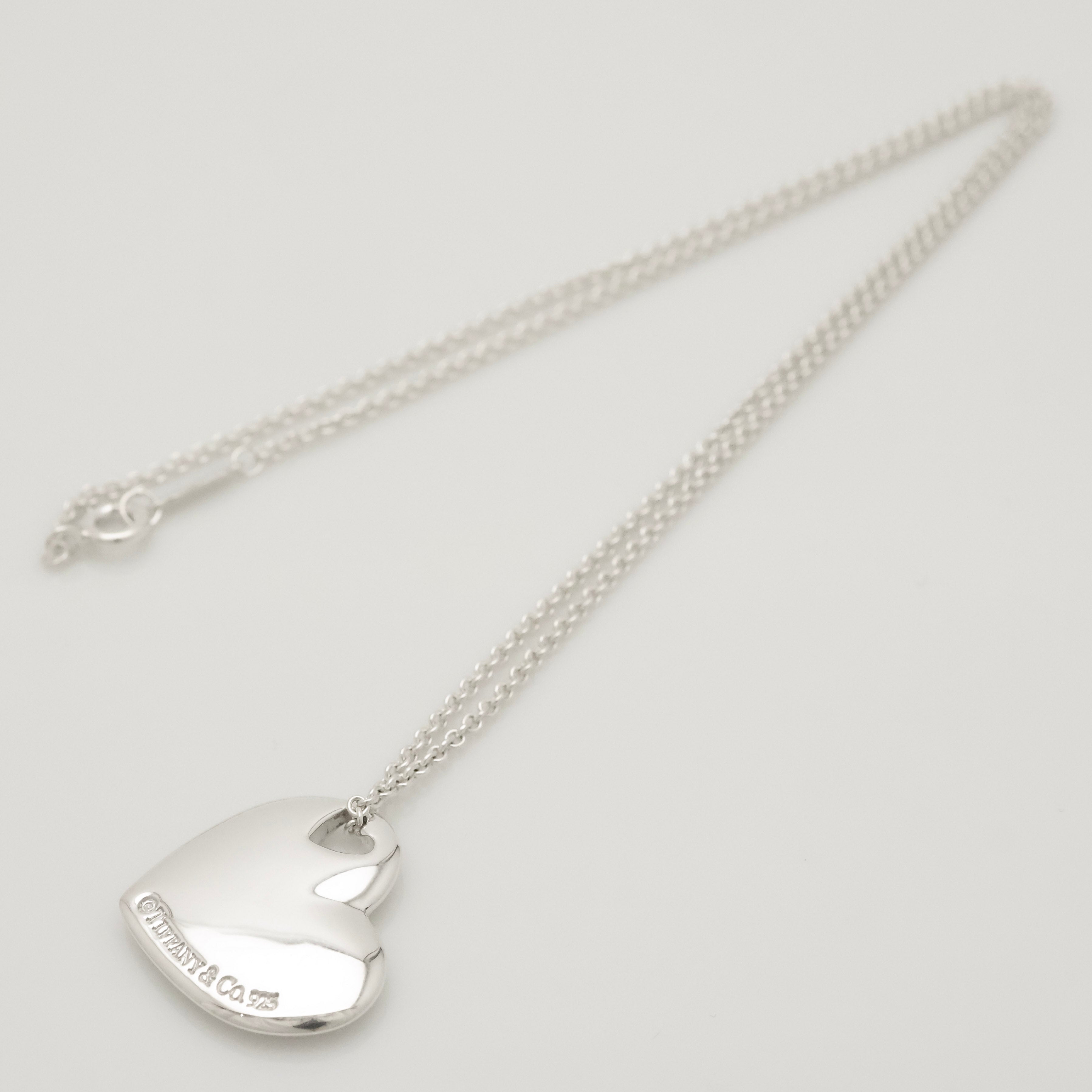 TIFFANY&Co. 2 ハート ステンシル カットアウト ネックレス AG925