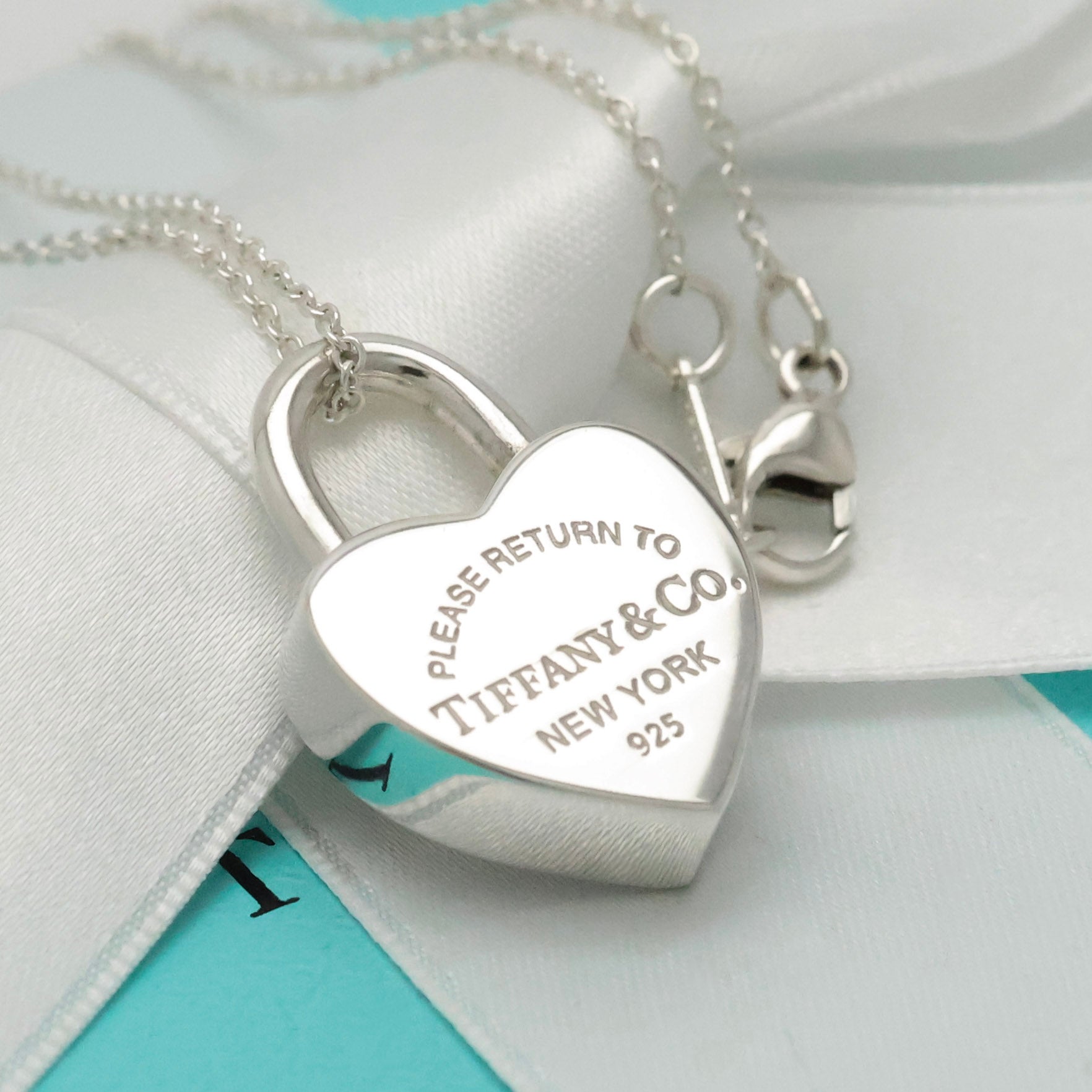 極美品　Tiffany & Co. リターン トゥ ハート ロック チャーム TIFFANY&Co.（ティファニー） リターントゥ ハートロック ペンダント