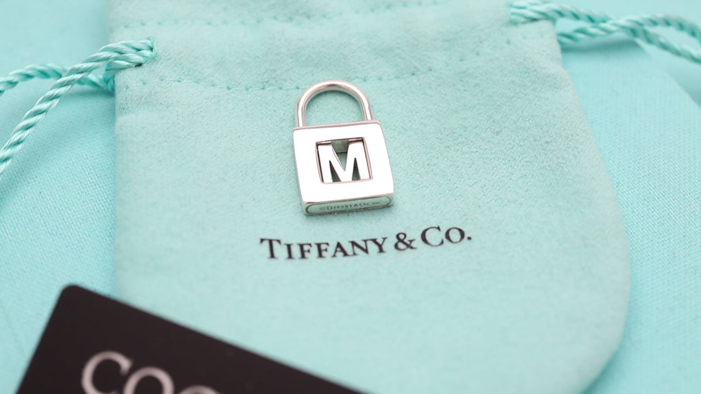 TIFFANY&Co. カデナ ロック M アルファベット ネックレス AG925