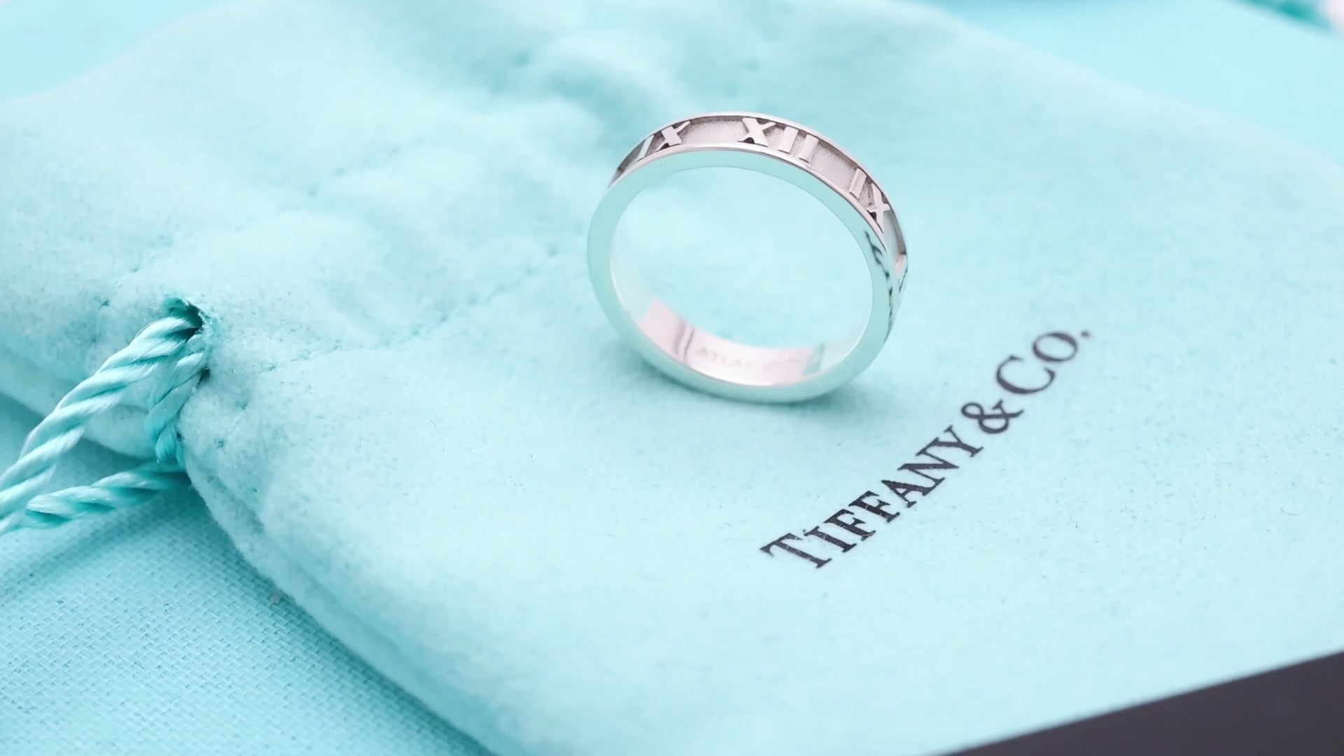 Tiffany & Co. Atlas Ring Size US 5.25 Sterling Silver 925