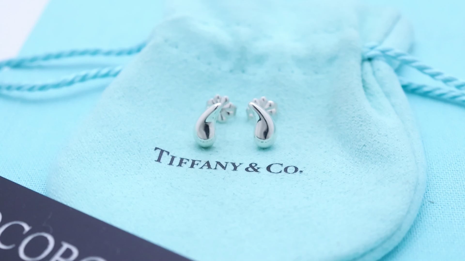 TIFFANY&Co. ティアドロップ エルサペレッティ スタッド ピアス AG925