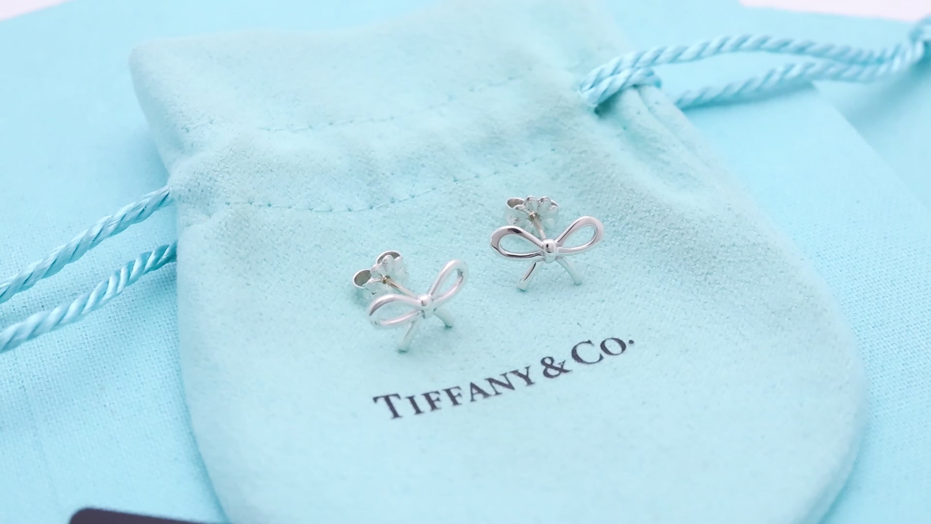 TIFFANY&Co. リボン ボウ スタッド ピアス AG925