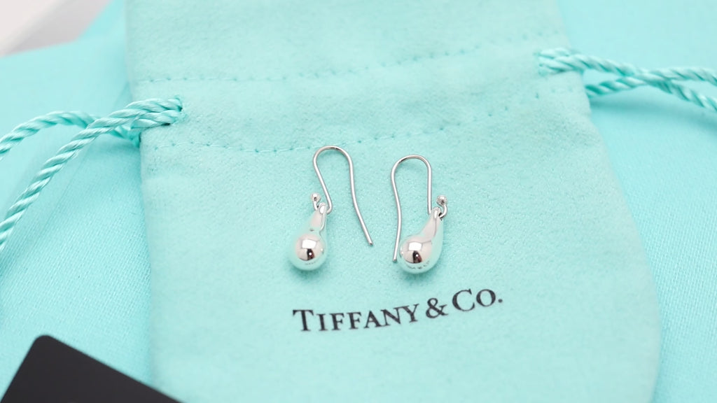 TIFFANY&Co. ティアドロップ エルサペレッティ フック ピアス AG925