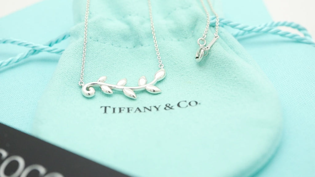 GIFT*Tiffany & Co. Picasso Olive Leaf Vine Necklace Pendant Sterling Silver 925 